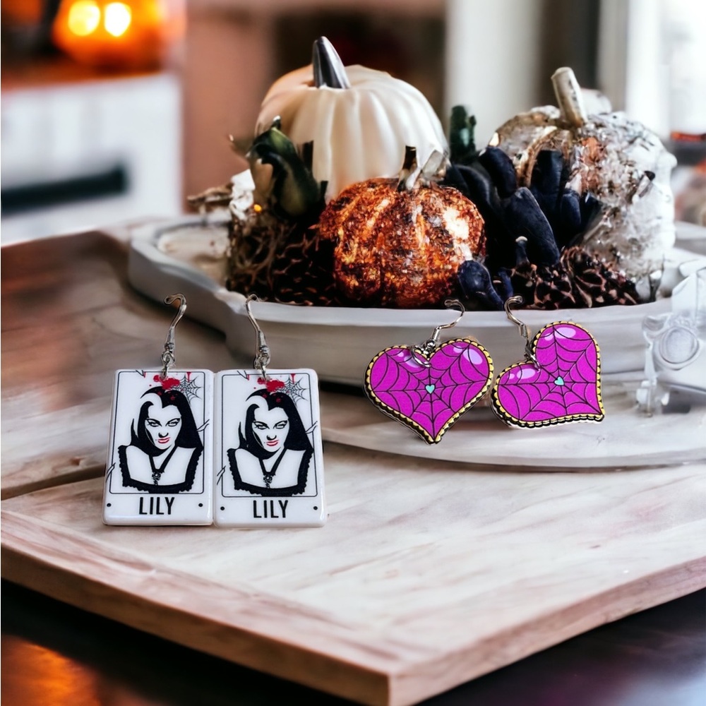 New 2 pair of Lily from the Munsters and heart Halloween earrings